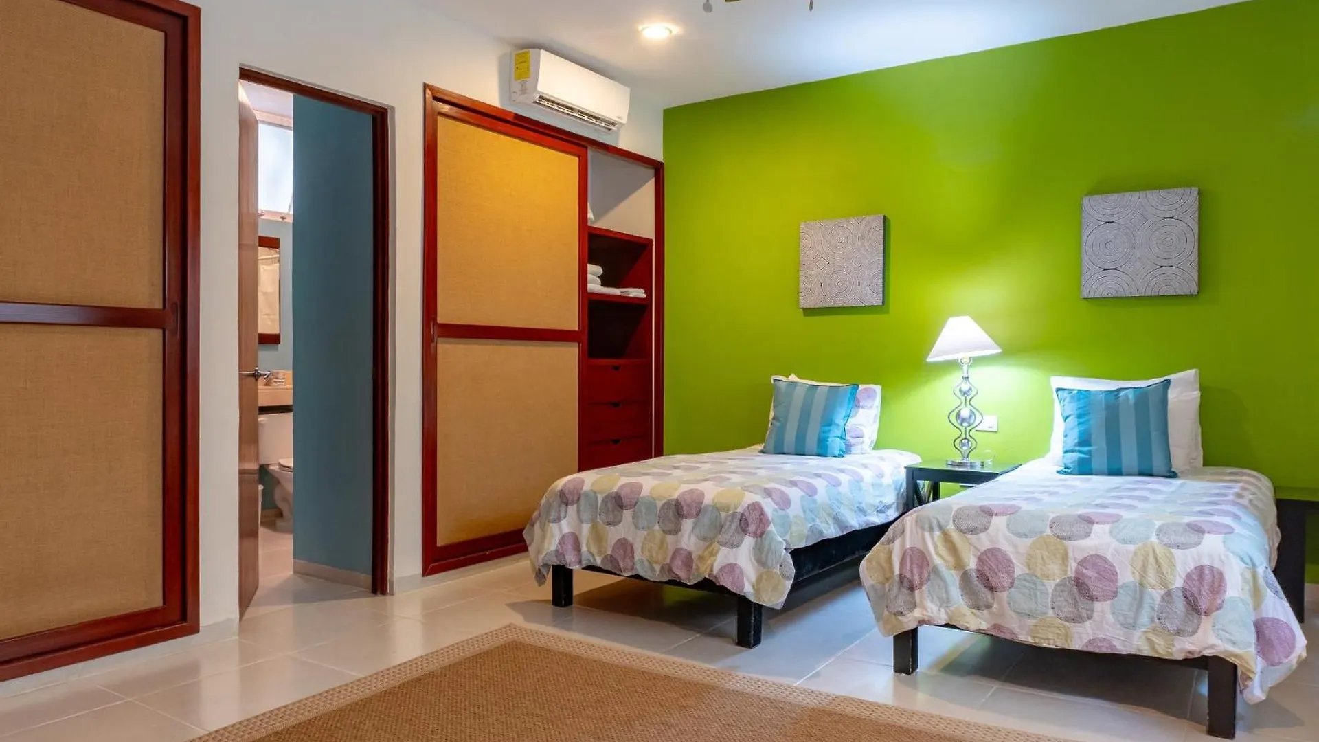 Meridian 208 Condo Playa del Carmen