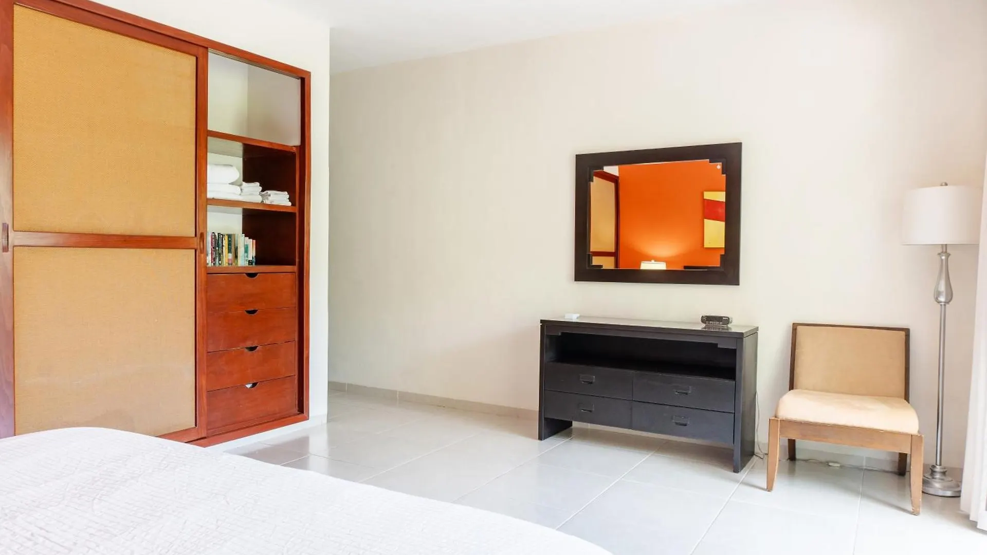 Meridian 208 Condo Playa del Carmen Apartment