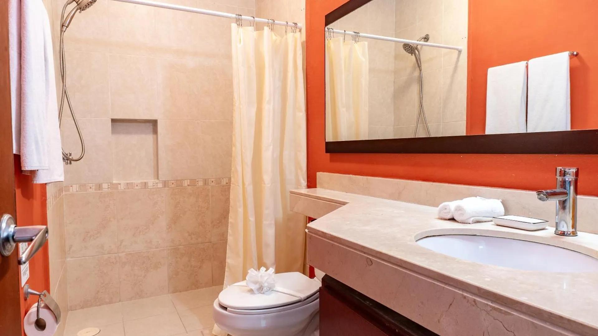 Apartment Meridian 208 Condo Playa del Carmen